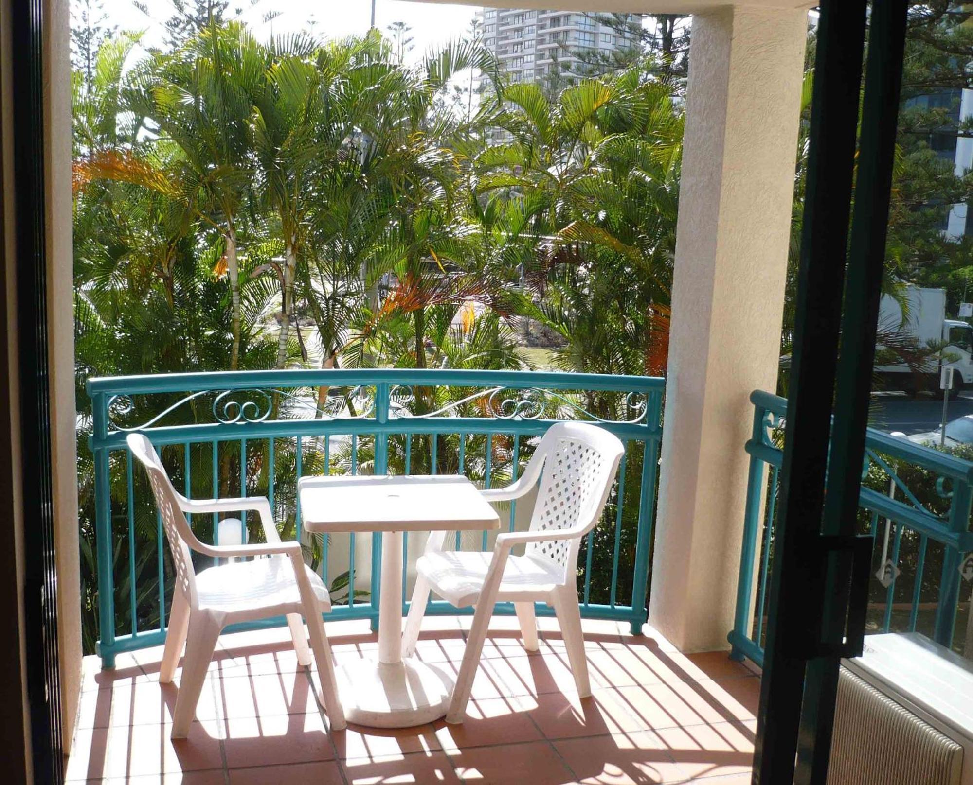 Aruba Beach Resort Броудбийч Екстериор снимка